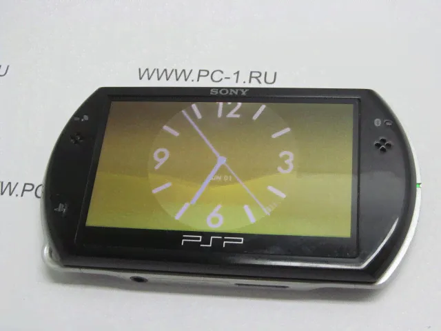 Игровая консоль Sony PlayStation Portable go-1